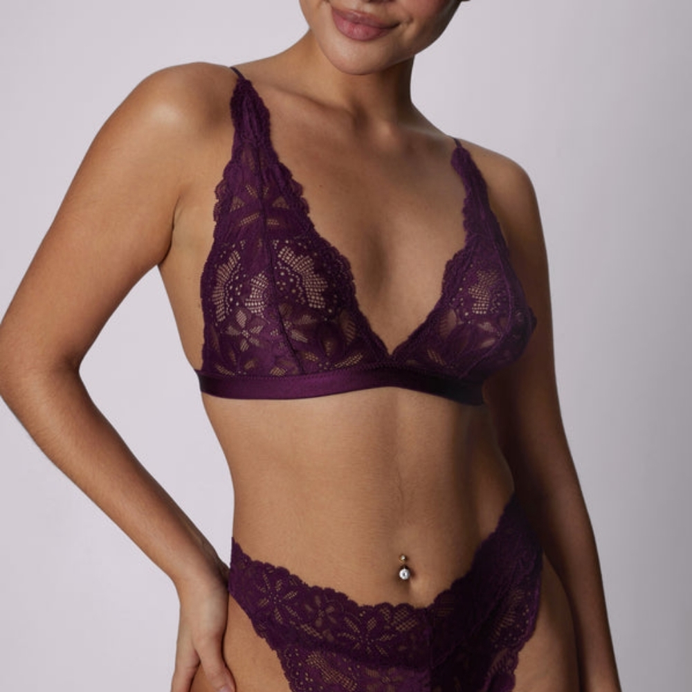 Sale!! Parade Perfect Lace Purple Plunge Bralette - Picture 1 of 8